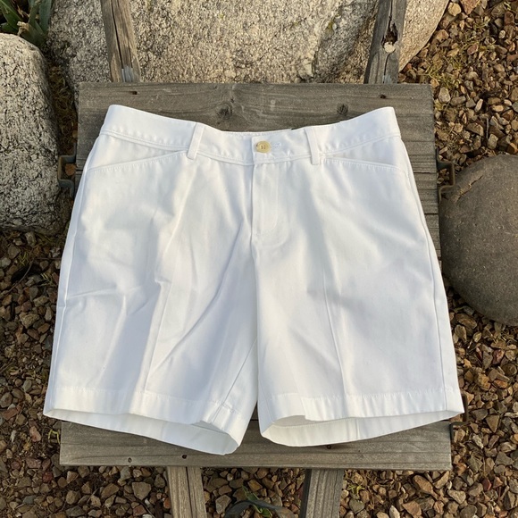 Eddie Bauer Vashon Fit Shorts - Picture 2 of 7